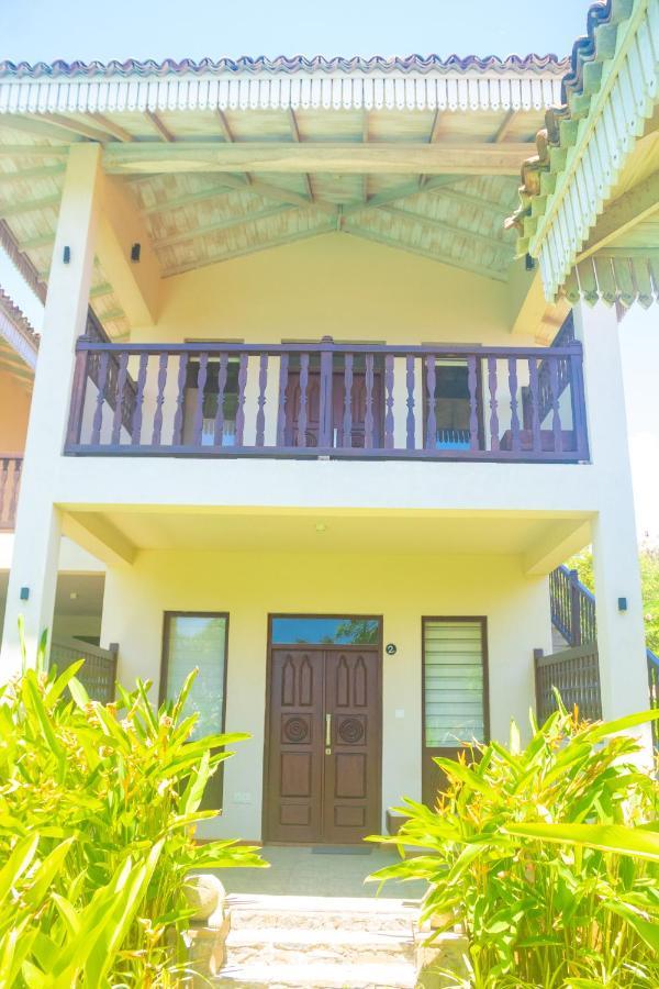 Guru Beach Resort Тангалла Экстерьер фото